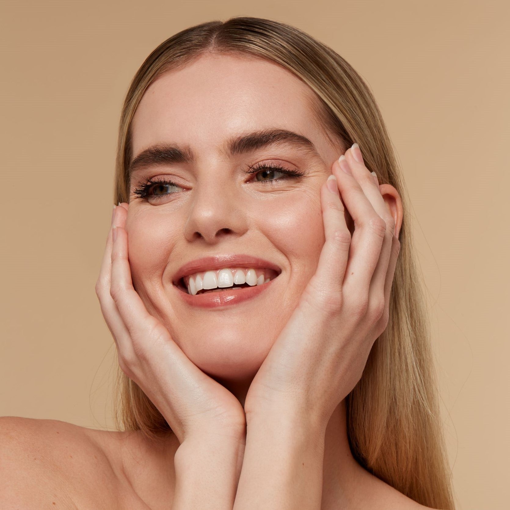 Wimpernverlngerung Hamburg - Nature Look - 3D Volumen  Adam & Eve  Beautylounge